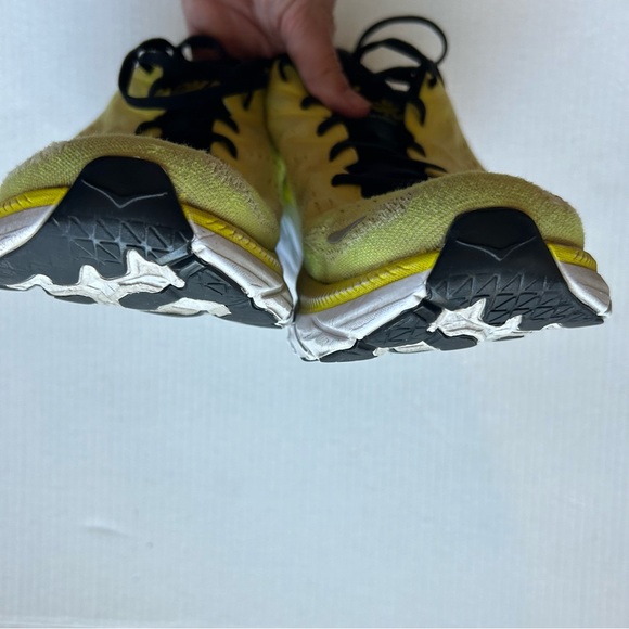 Hoka Clifton 8 Running Shoes - Picture 8 of 14